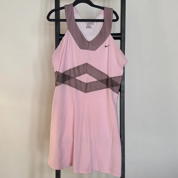 Nike tennis dress designed for Maria Sharapova size M - Picture 6 of 14